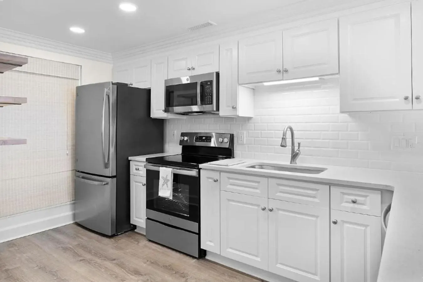 2 Bed Destin Condo Private Beach Access Laundry Fitness Game Room