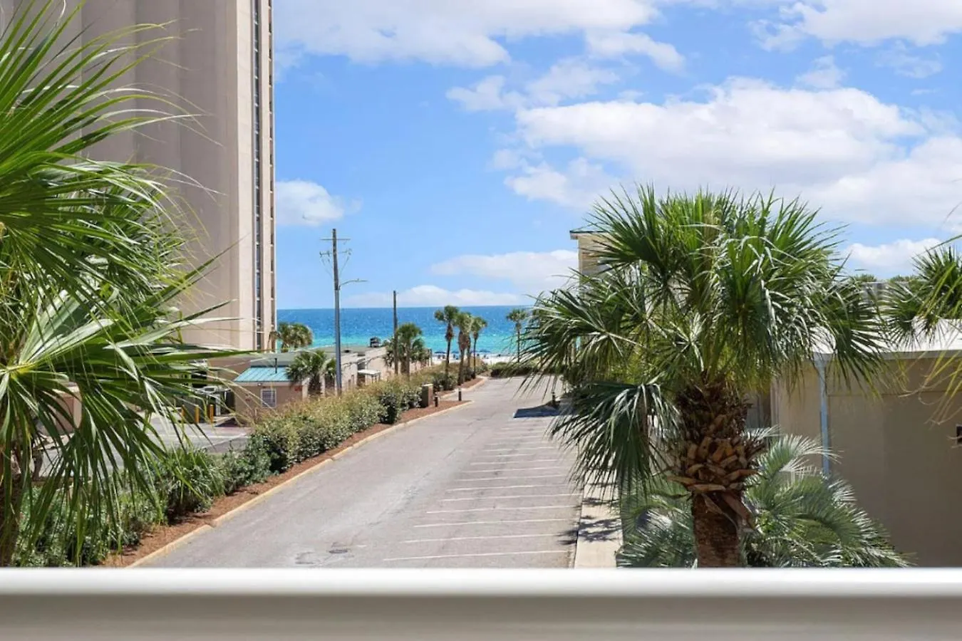Holiday home 2 Bed Destin Condo Private Beach Access Laundry Fitness Game Room